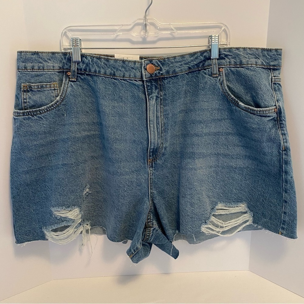 COTTON:ON Womens Curve A-Line High Rise Denim Short Lagoon Blue Size 18 NWT